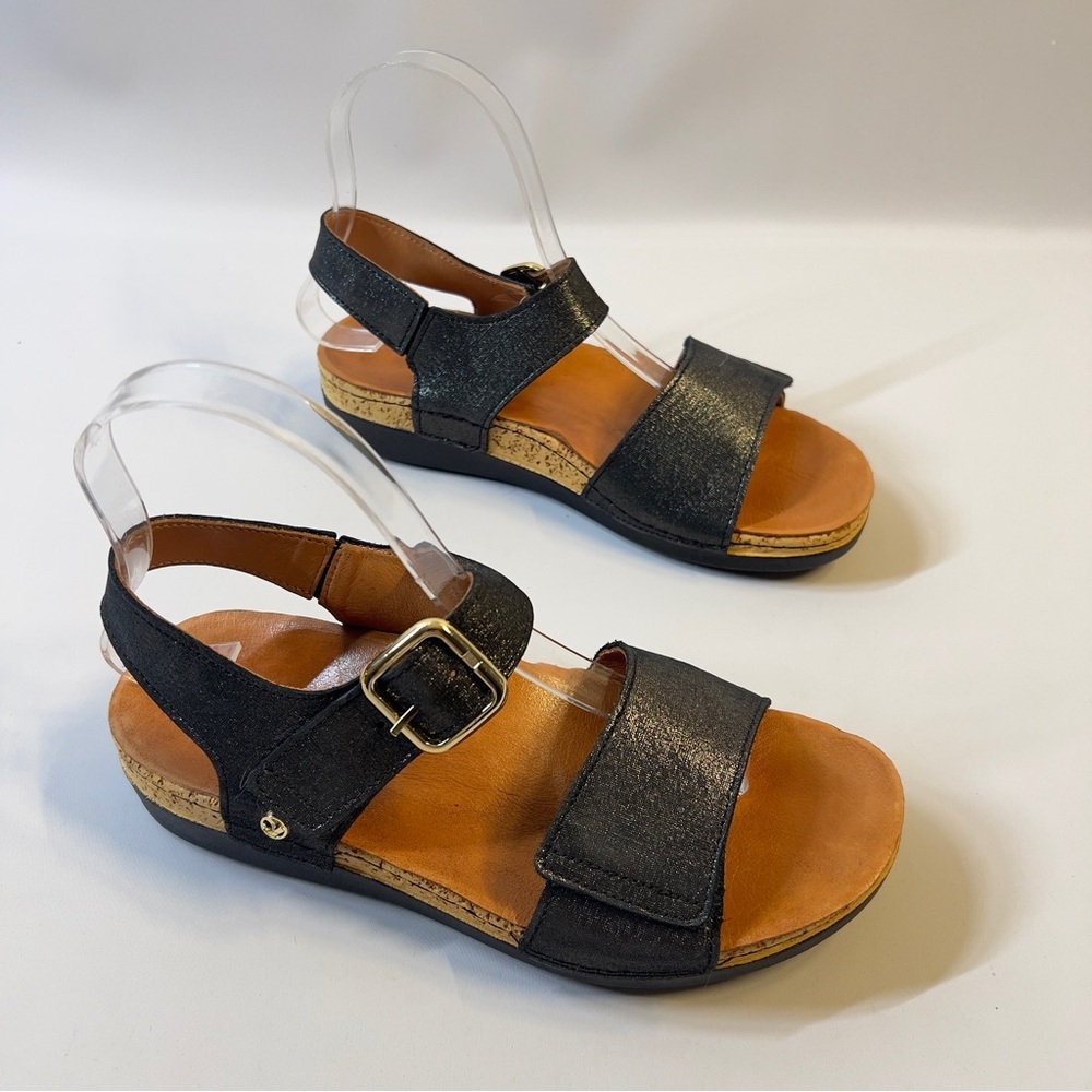 REVERE to adore women’s size 37 Black Metallic Sandals